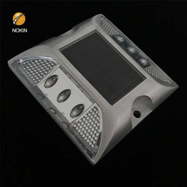 Bluetooth Solar Road Marker Light With 40 Tons Compressive 